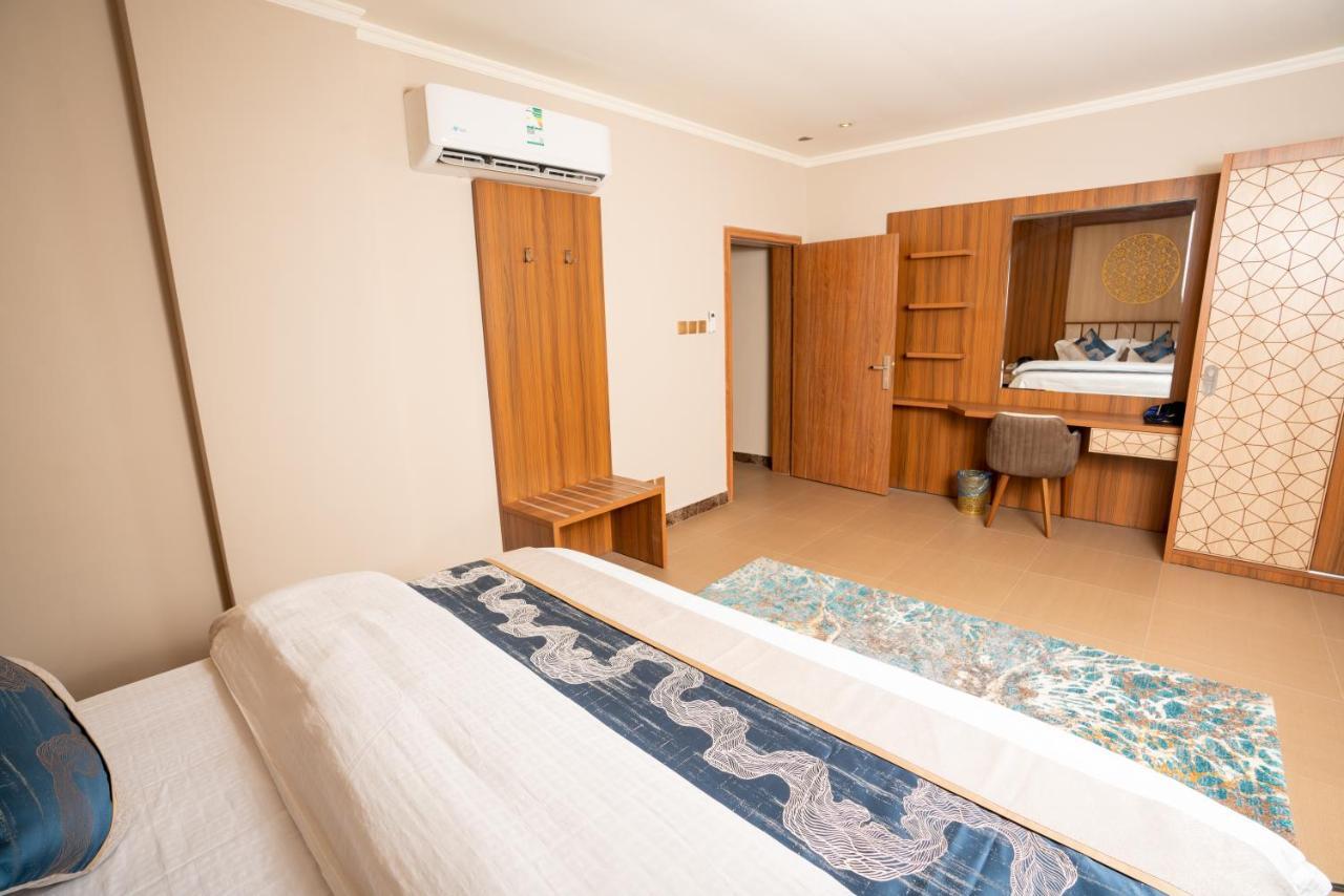 Suite Blue Dammam Exterior photo
