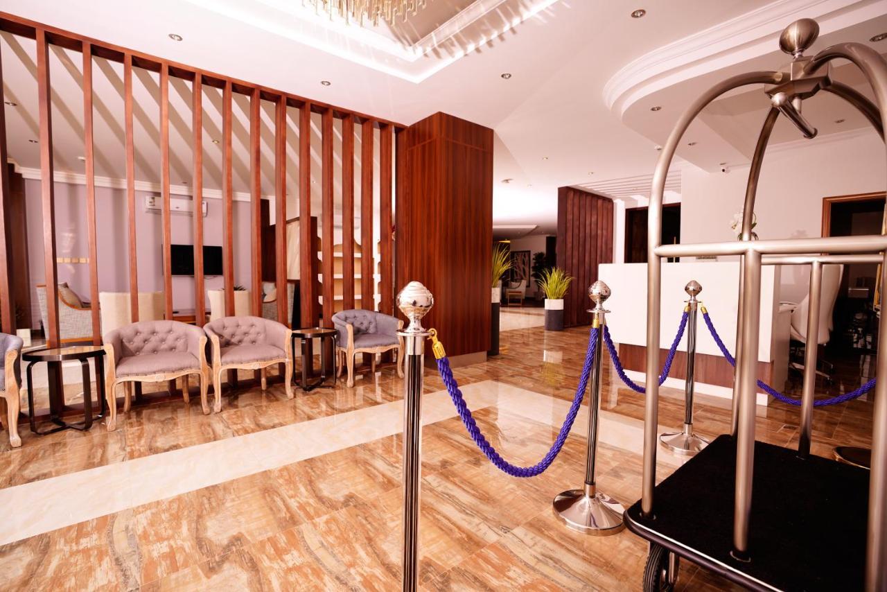 Suite Blue Dammam Exterior photo