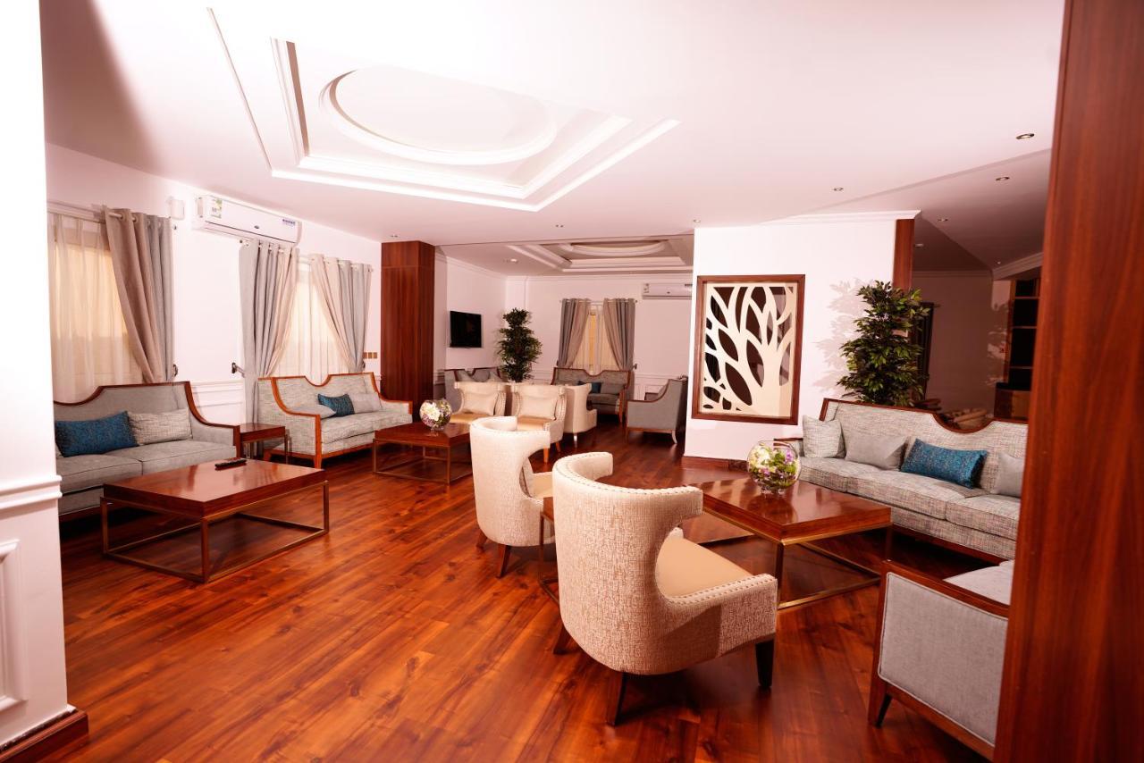 Suite Blue Dammam Exterior photo