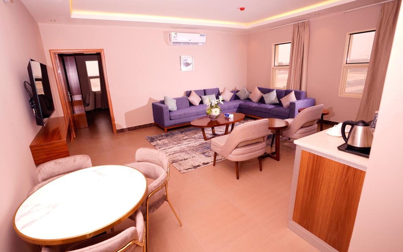 Suite Blue Dammam Exterior photo